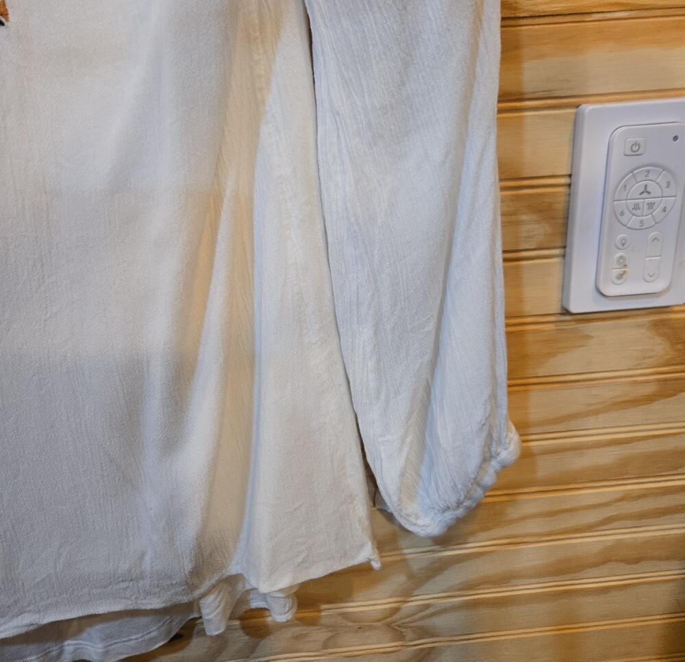 SOFT SURROUNDING - Picture 6 of 6